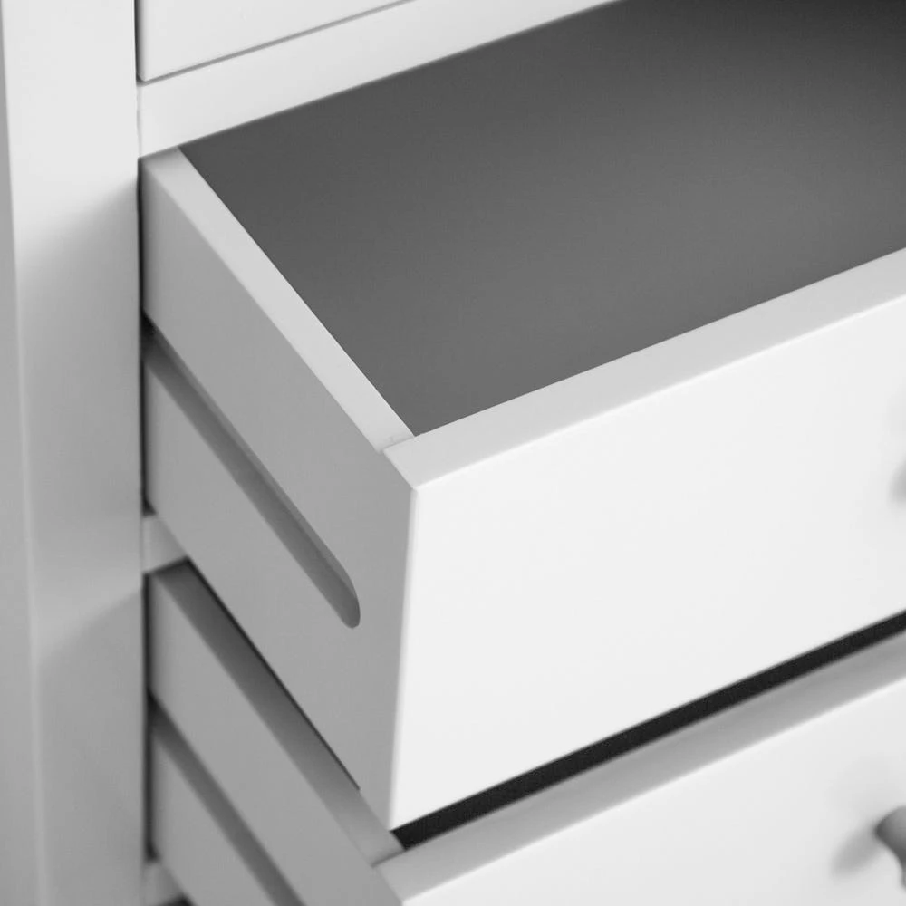 Wilmslow Grey Painted 5 Drawer Tallboy 5 Wilmslow Grey Painted 5 Drawer Tallboy - Image 5