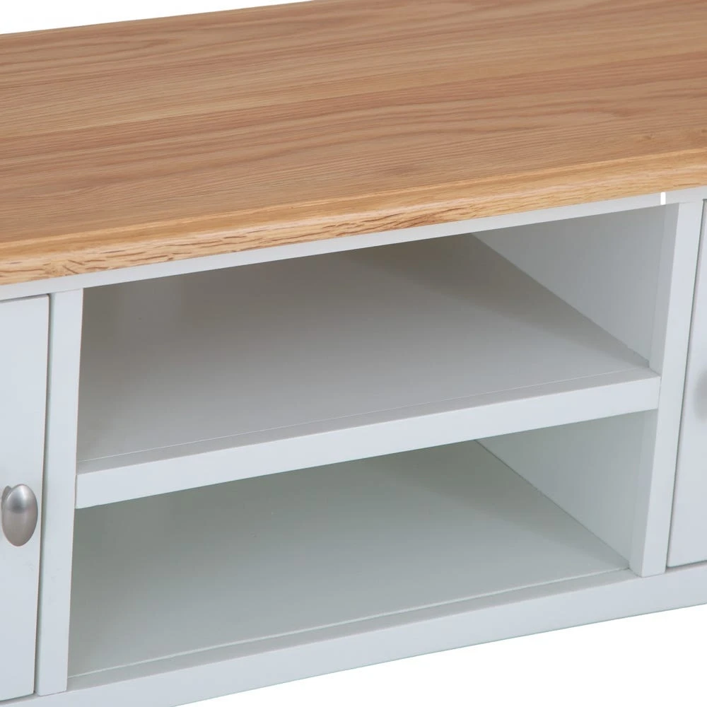 Gloucester White Painted Large TV Unit 12 Gloucester White Painted Large TV Unit - Image 12