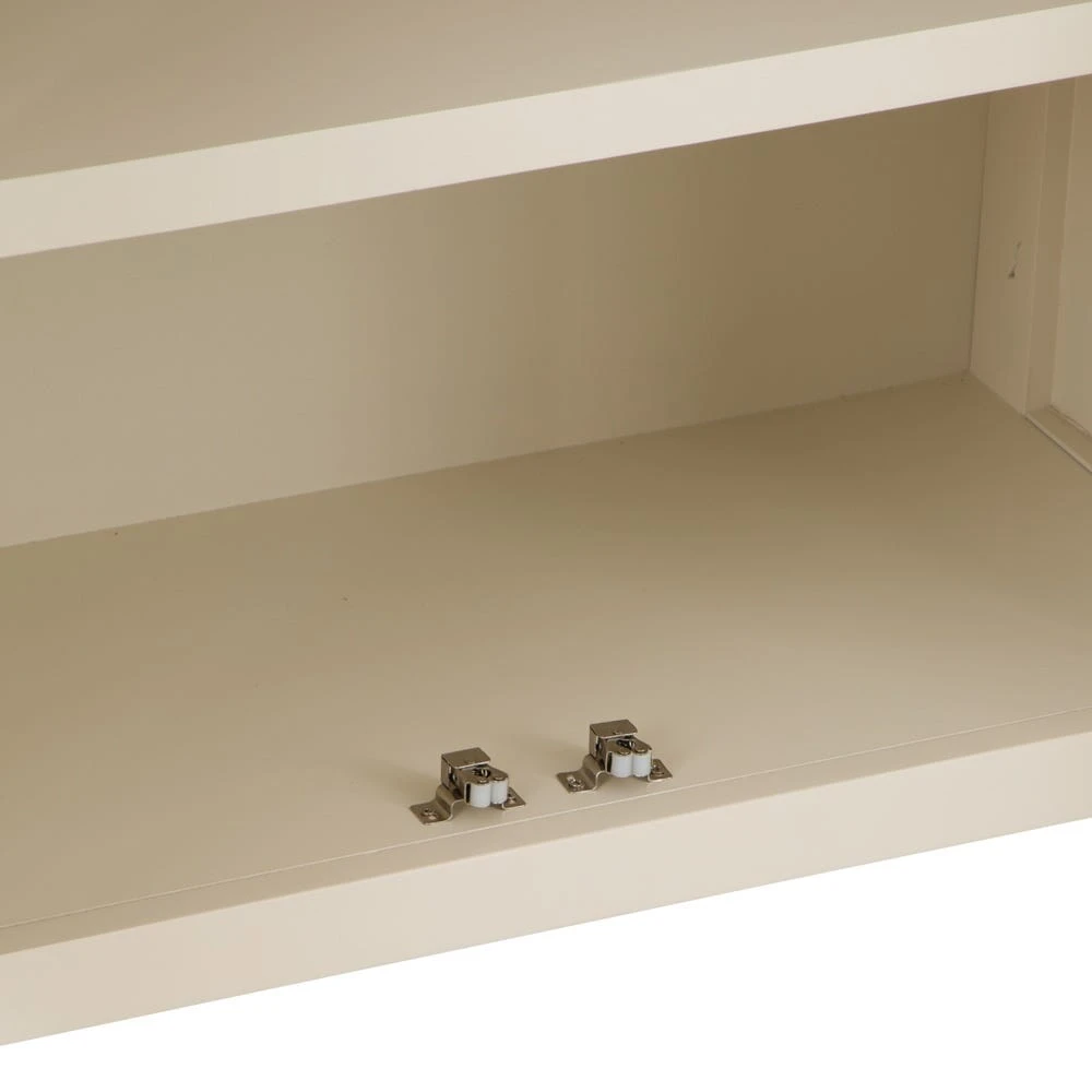 Salisbury Ivory Painted Oak Small Cupboard 7 Salisbury Ivory Painted Oak Small Cupboard - Image 7