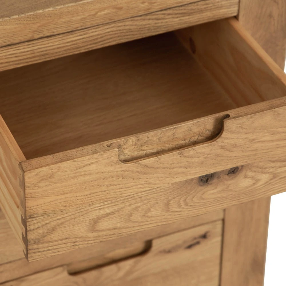 Oslo Chunky Oak 3 Drawer Bedside Table 8 Oslo Chunky Oak 3 Drawer Bedside Table - Image 8