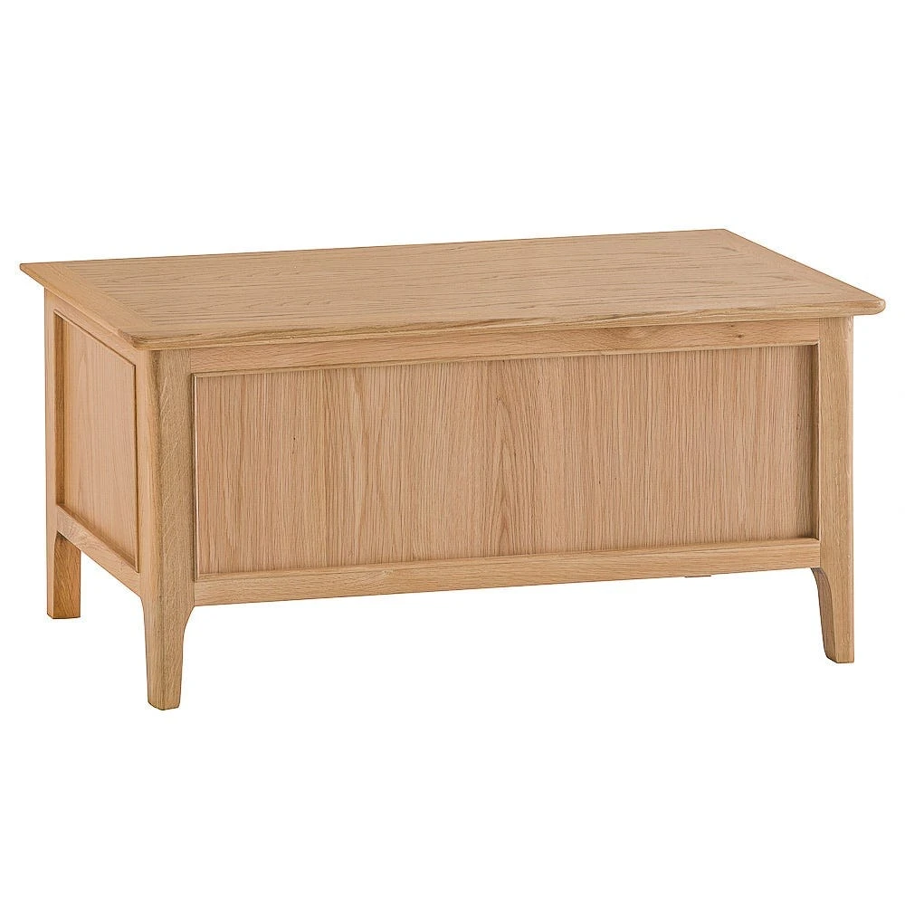 Bergen Oak Blanket Box 2 Bergen Oak Blanket Box - Image 2